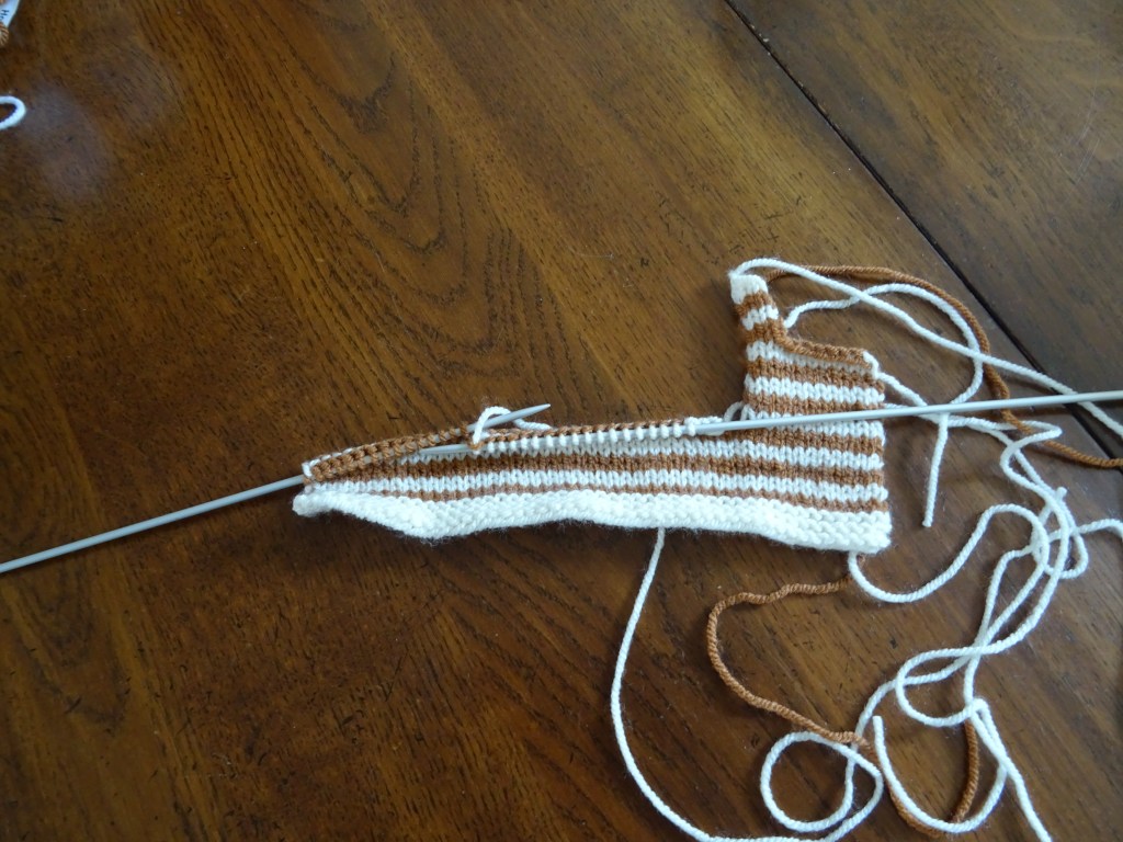 Werkwijze gebreide bodywarmer. Construction knitted Bodywarmer