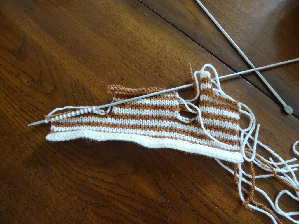 Werkwijze gebreide bodywarmer. Construction knitted Bodywarmer