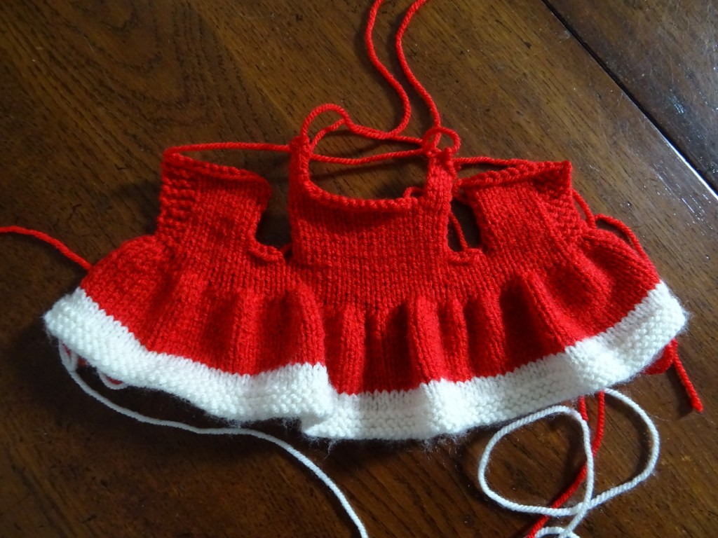 Werkwijze jurkje berenknuffel. Construction dress stuffed bear.