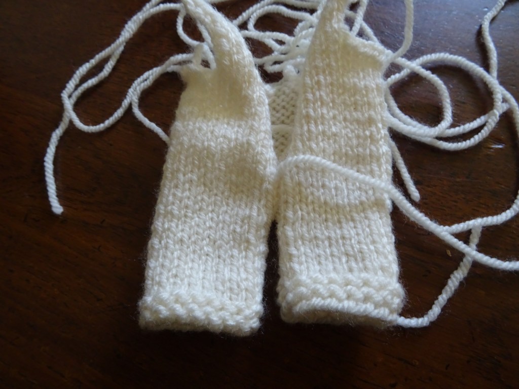 Werkwijze broekje knuffelbeer. Construction trousers stuffed bear.